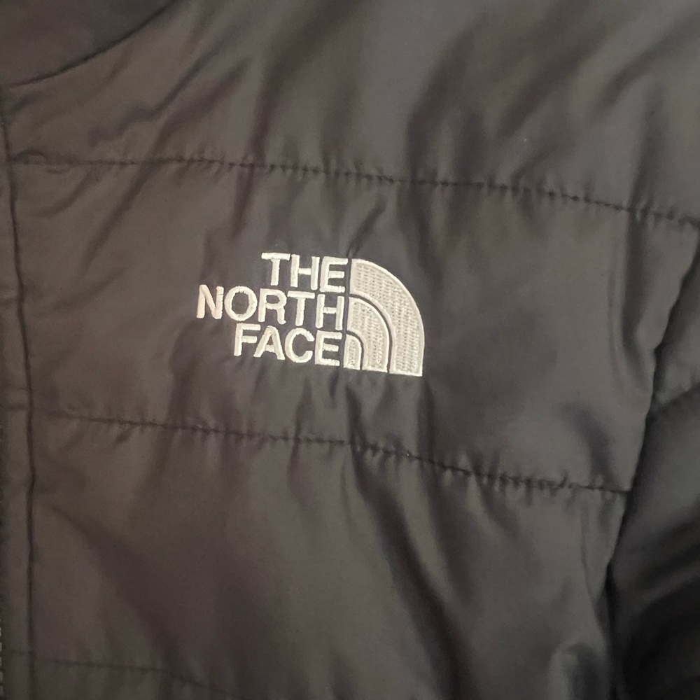 The North Face Mossbud Girls Black Reversible Fleece Jacket Size 7/8